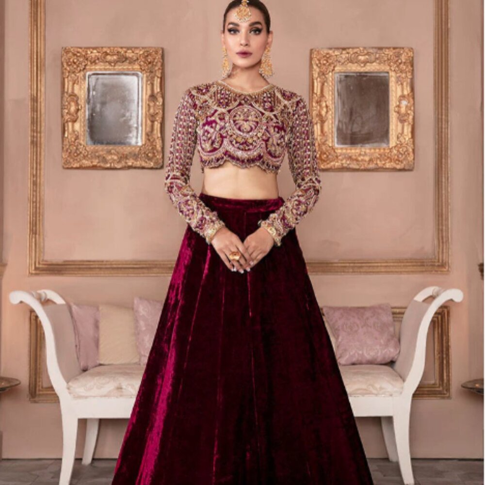 Kanwal Malik “Kaawish” Outfit – Customized Green – Size Medium – Pre-Loved